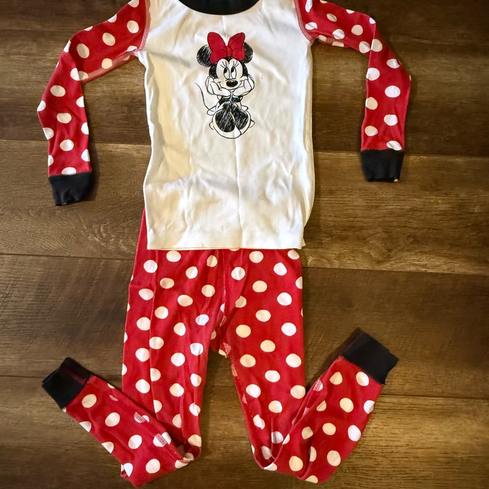 Hanna Andersson Disney Minnie pajama set